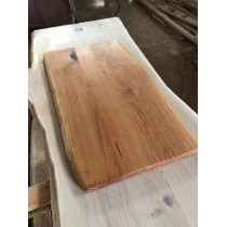Tischplatte, Kirsche, verleimt, beidseitige Baumkante, 120x60x4 cm, geölt Tischplatte, Kirsche, verleimt, beidseitige Baumkante, 120x60x4 cm, geölt